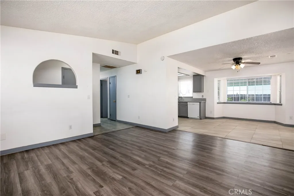 Additional image 40 of 10416 Peach Avenue, California City, CA 93505