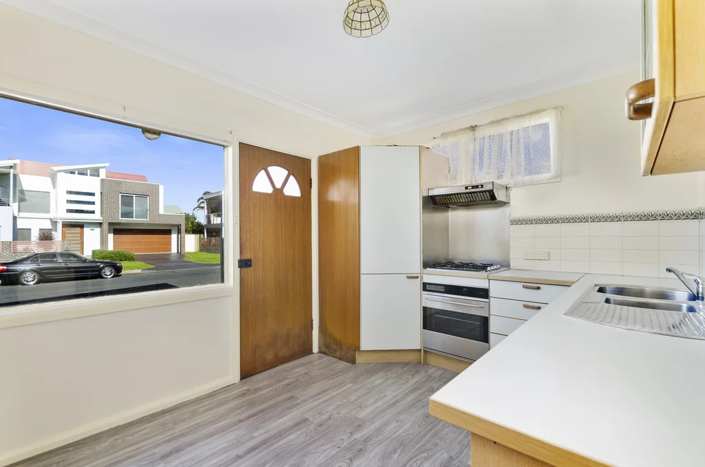 Additional image 2 of 3/12 Beach Drive, Woonona NSW 2517
