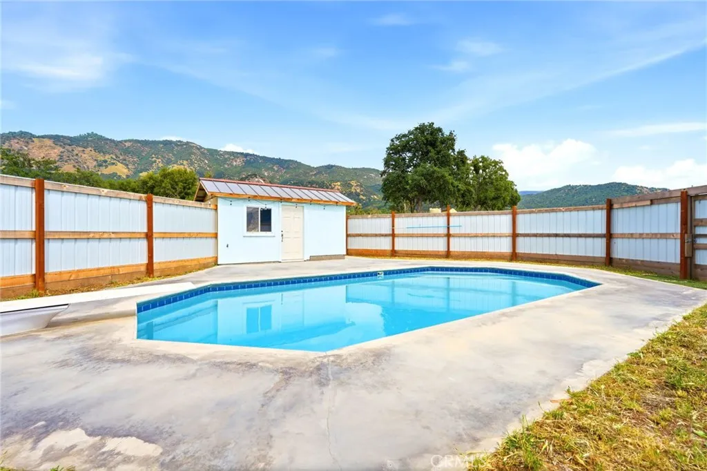 Additional image 5 of 39348 Dunlap Rd, Squaw Valley, CA 93675