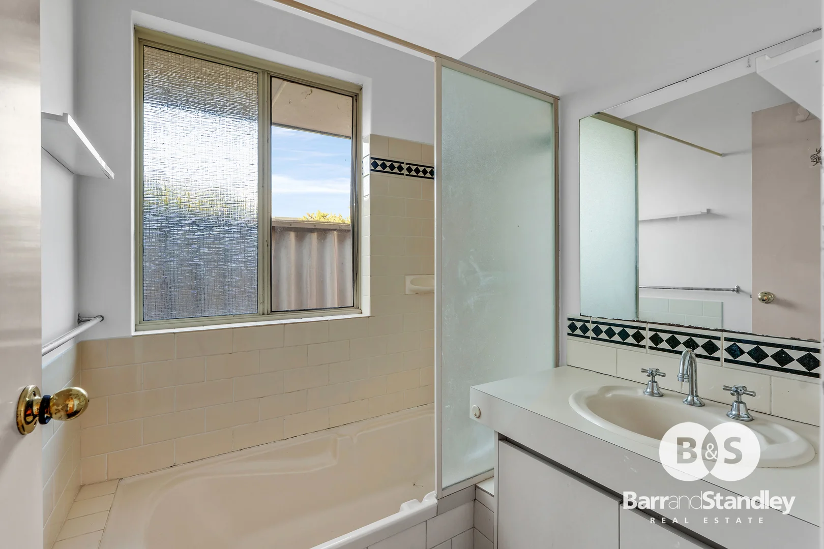 Additional image 8 of 32 St Peters Green, College Grove WA 6230