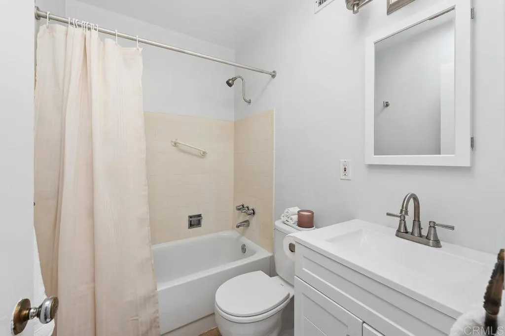 Additional image 49 of 139 I Avenue, Coronado, CA 92118