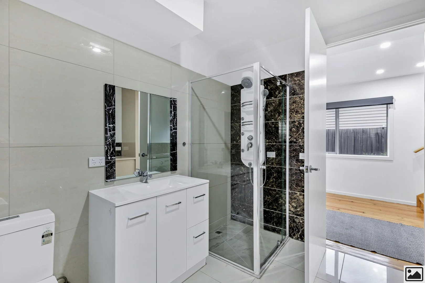 1/117 Moreland Road, Coburg VIC 3058
