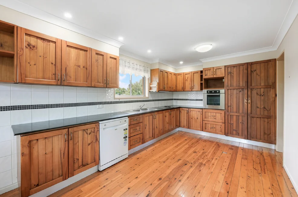 Additional image 2 of 32 McFarlane Street, Wilsonton QLD 4350