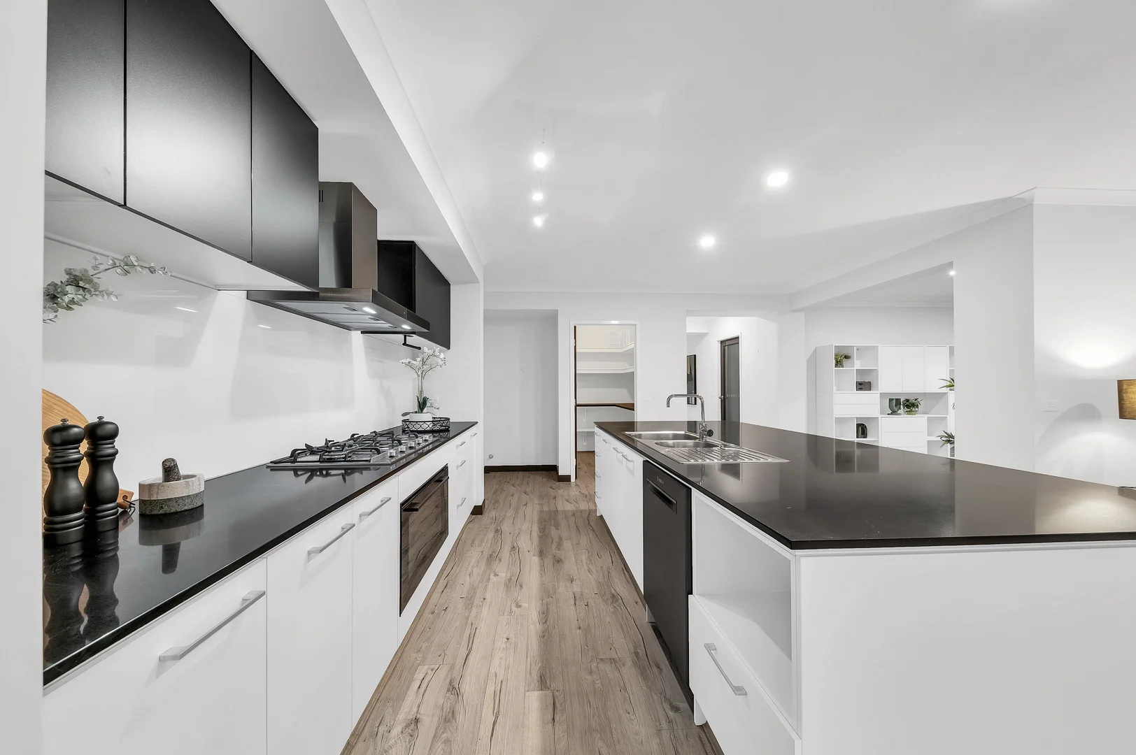 Additional image 2 of 5 Omeara Cres, Cranbourne East VIC 3977