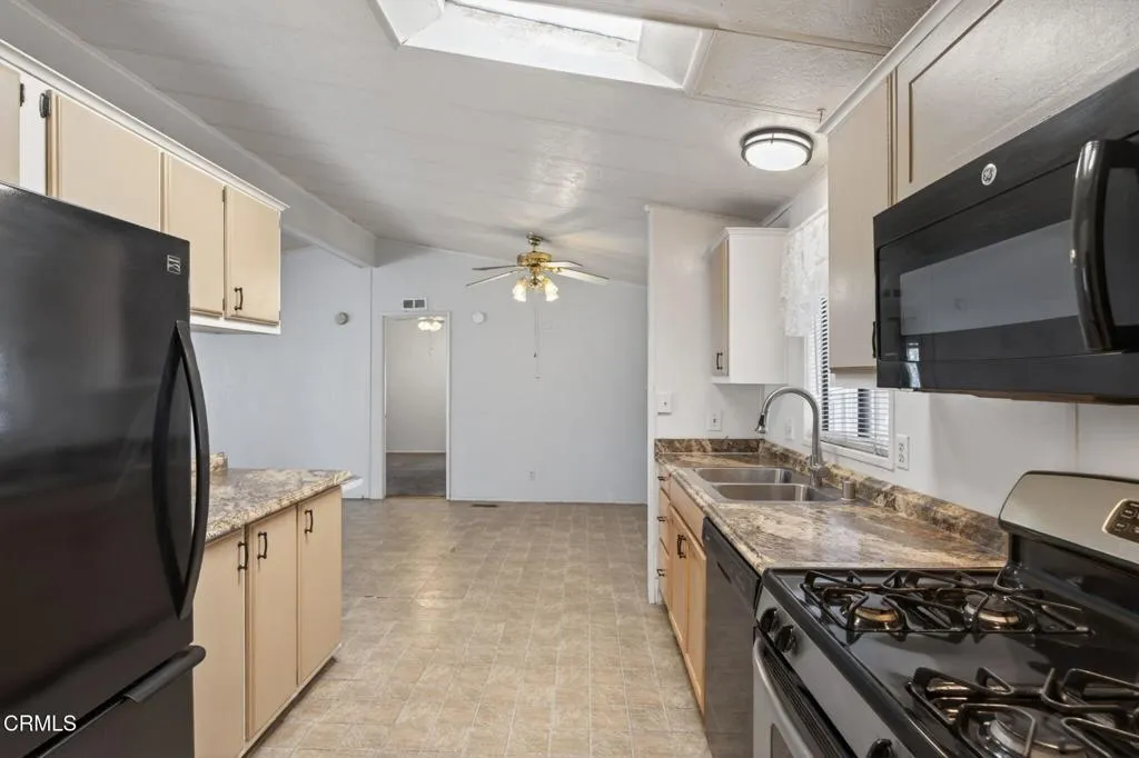 Additional image 52 of 372 Hadley Drive Unit -, Ventura, CA 93003