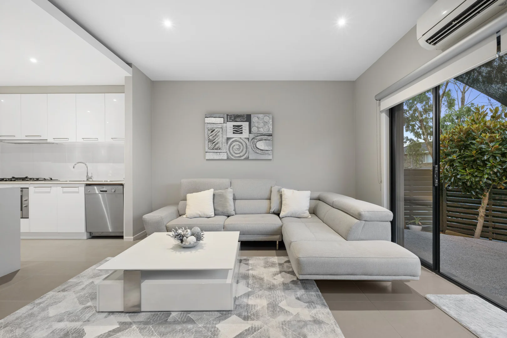 Additional image 9 of 11 Sun Dew Close, St Helena VIC 3088