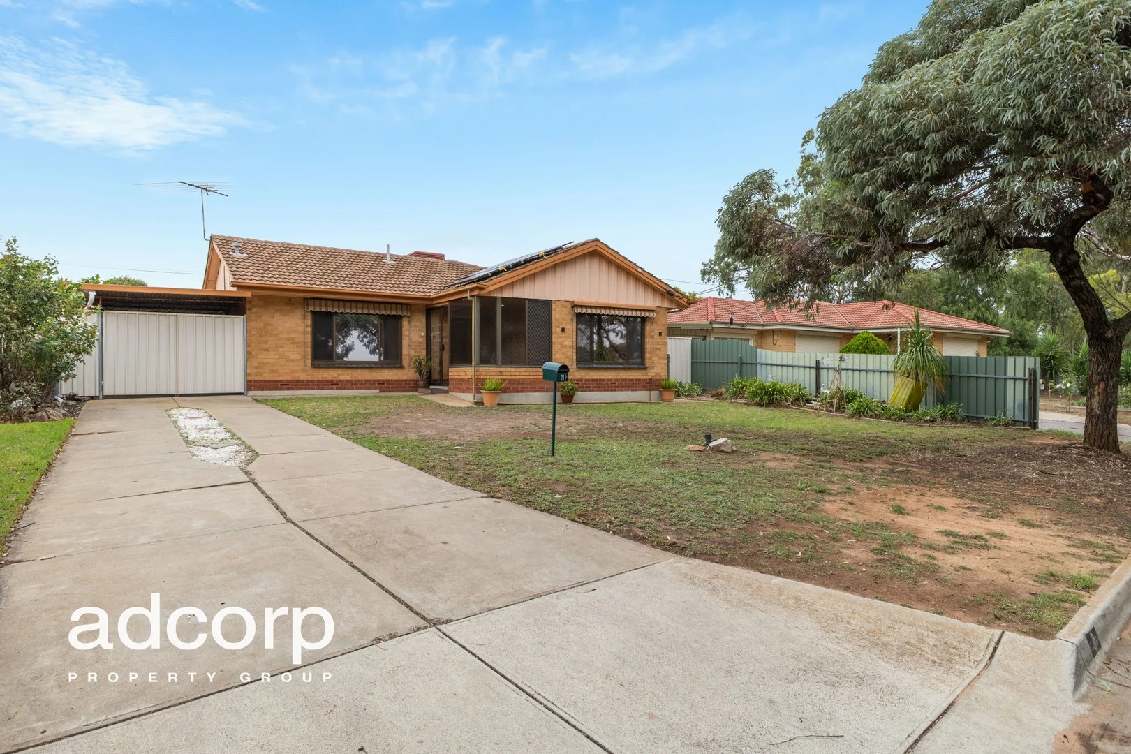 8 Balkara Rd, Para Hills West SA 5096