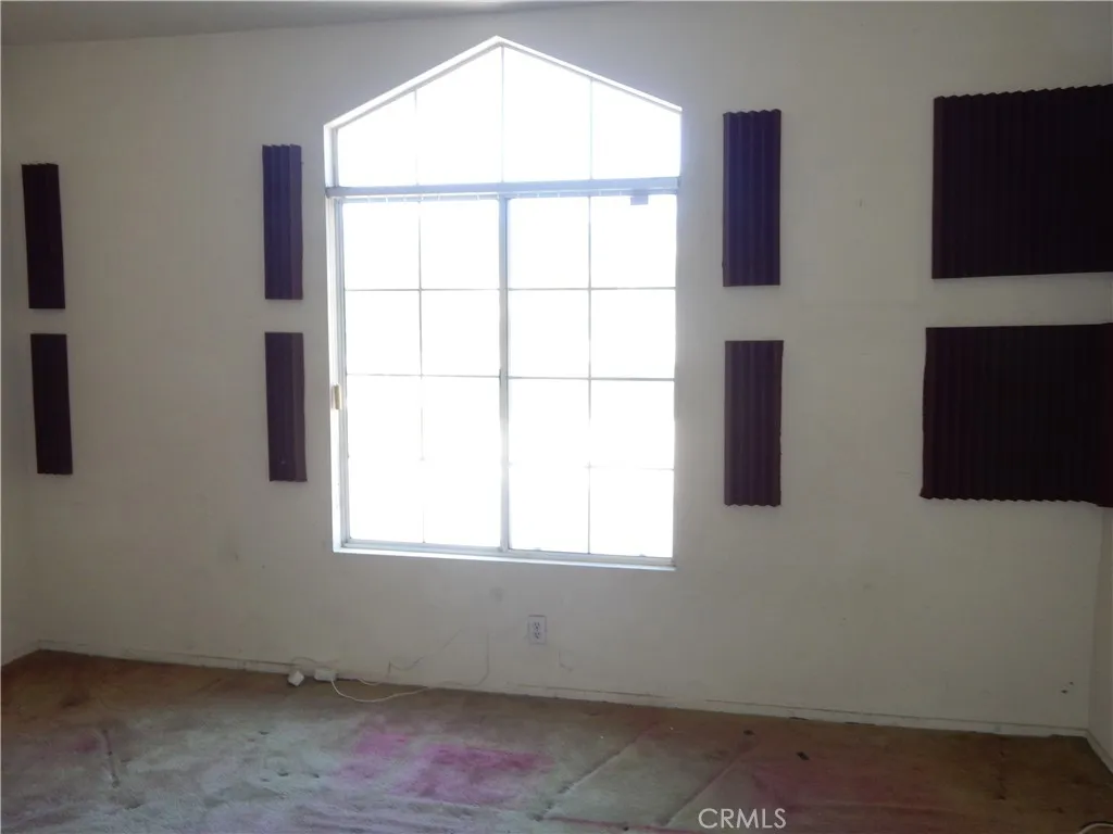 Additional image 91 of 2819 W Calle Celeste Dr, Rialto, CA 92377