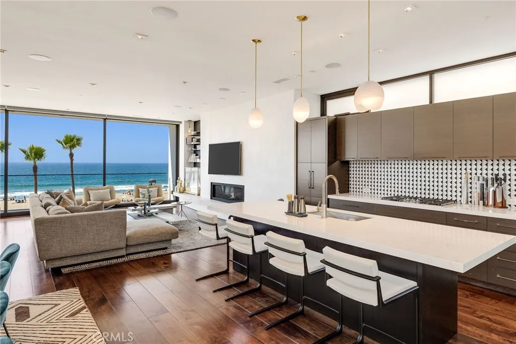 Additional image 18 of 1204 The Strand, Manhattan Beach, CA 90266