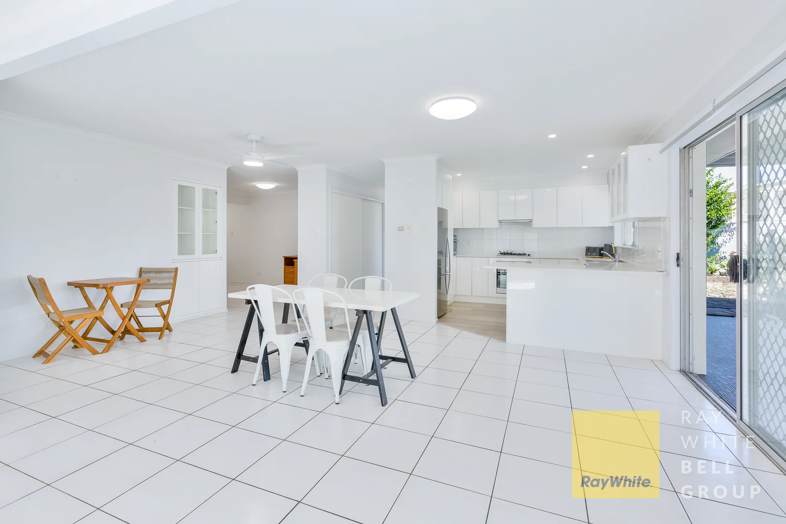 Additional image 14 of 35 Sunshine Boulevard, Broadbeach Waters QLD 4218