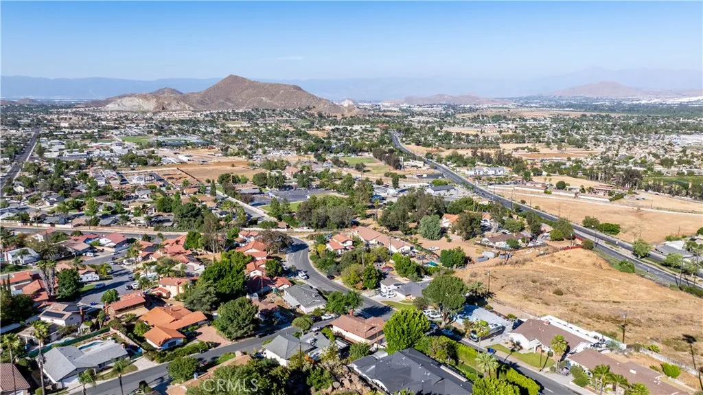 Additional image 6 of 5425 Golden West Ave, Jurupa Valley, CA 92509