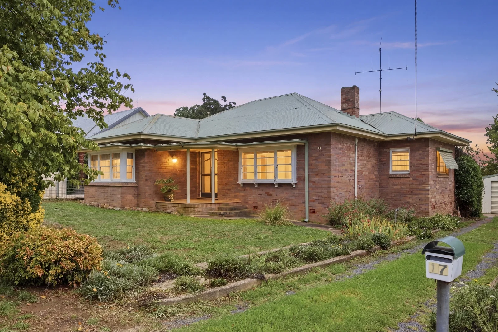 17 Mont Street, Yass NSW 2582