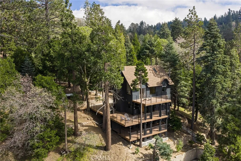 Additional image 2 of 413 Cimarron, Lake Arrowhead, CA 92352