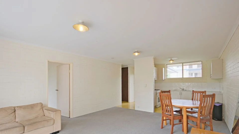 9/4-8 Lambert Road, Indooroopilly QLD 4068 photo 3