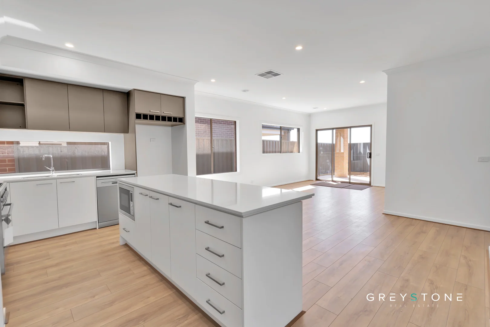 Additional image 5 of 15 Ballymena Street, Strathtulloh VIC 3338