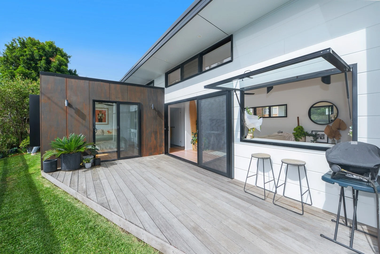 3 Nooree Ln, Avoca Beach NSW 2251