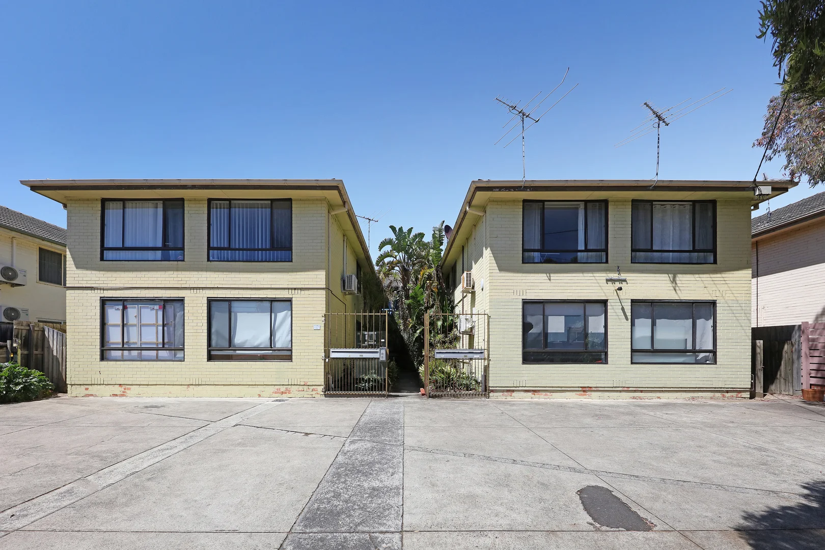 Additional image 2 of 2/10 Brentwood Street, Bentleigh VIC 3204