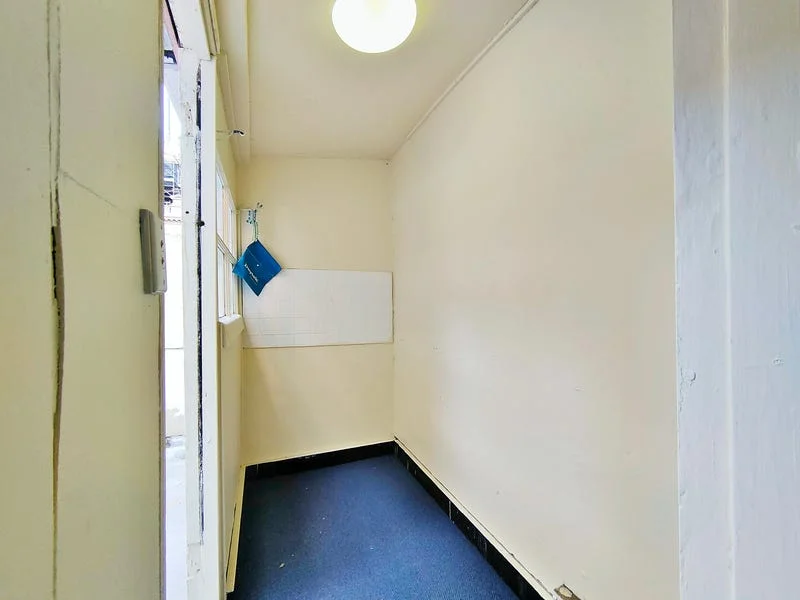 Additional image 10 of 3/68 Druitt Street, Sydney NSW 2000