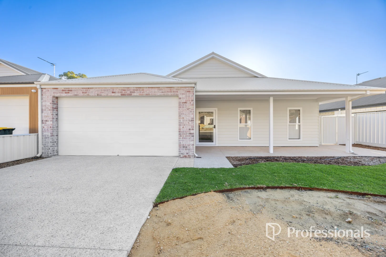 5 Lambert Loop, College Grove WA 6230