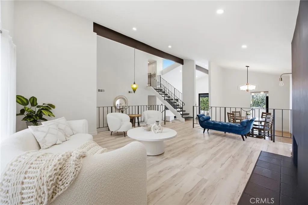 Additional image 4 of 10414 Andora Avenue, Chatsworth, CA 91311