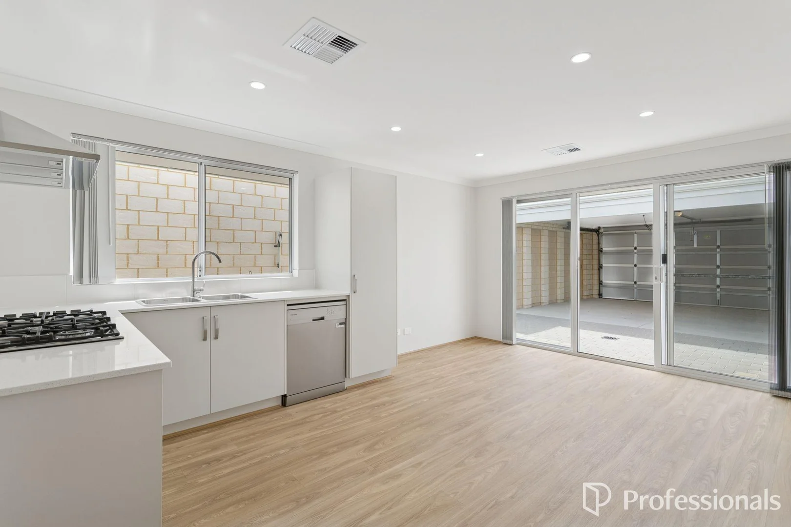 Additional image 8 of 14 Ruby Rise, Alkimos WA 6038