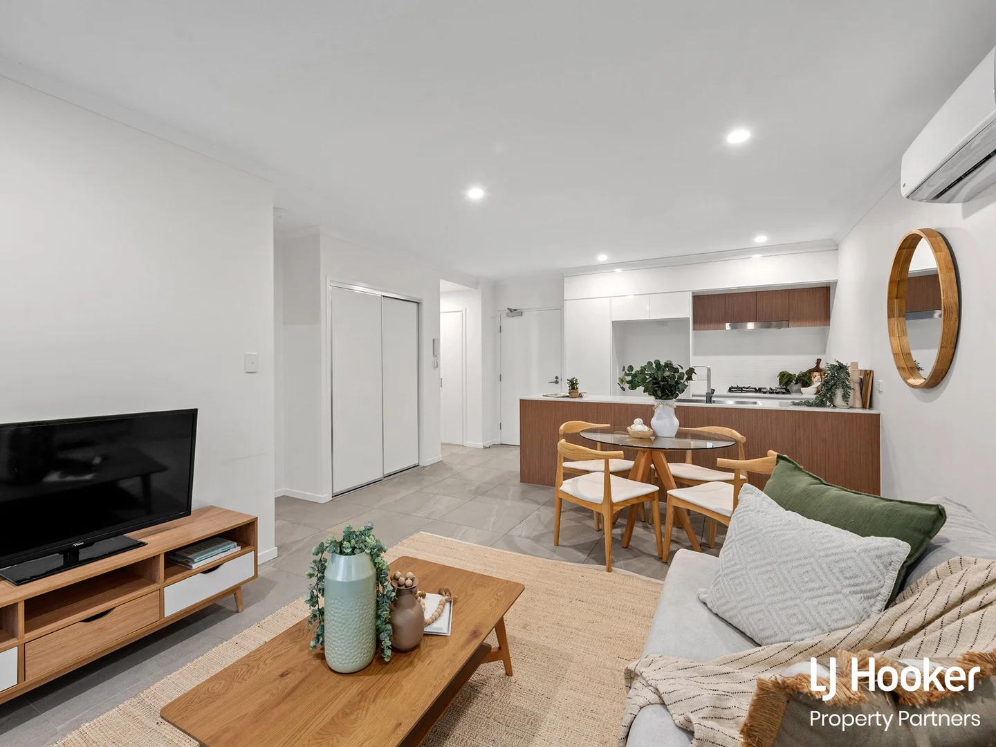 44/509 Rode Road, Chermside QLD 4032 photo 3