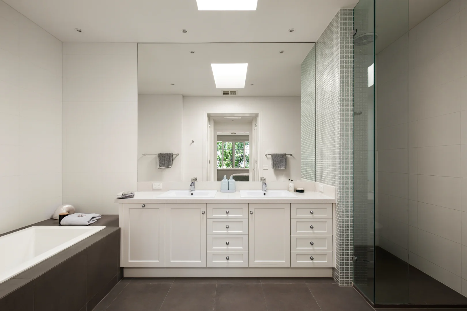 Additional image 10 of 1 Cowper Street, Sandringham VIC 3191