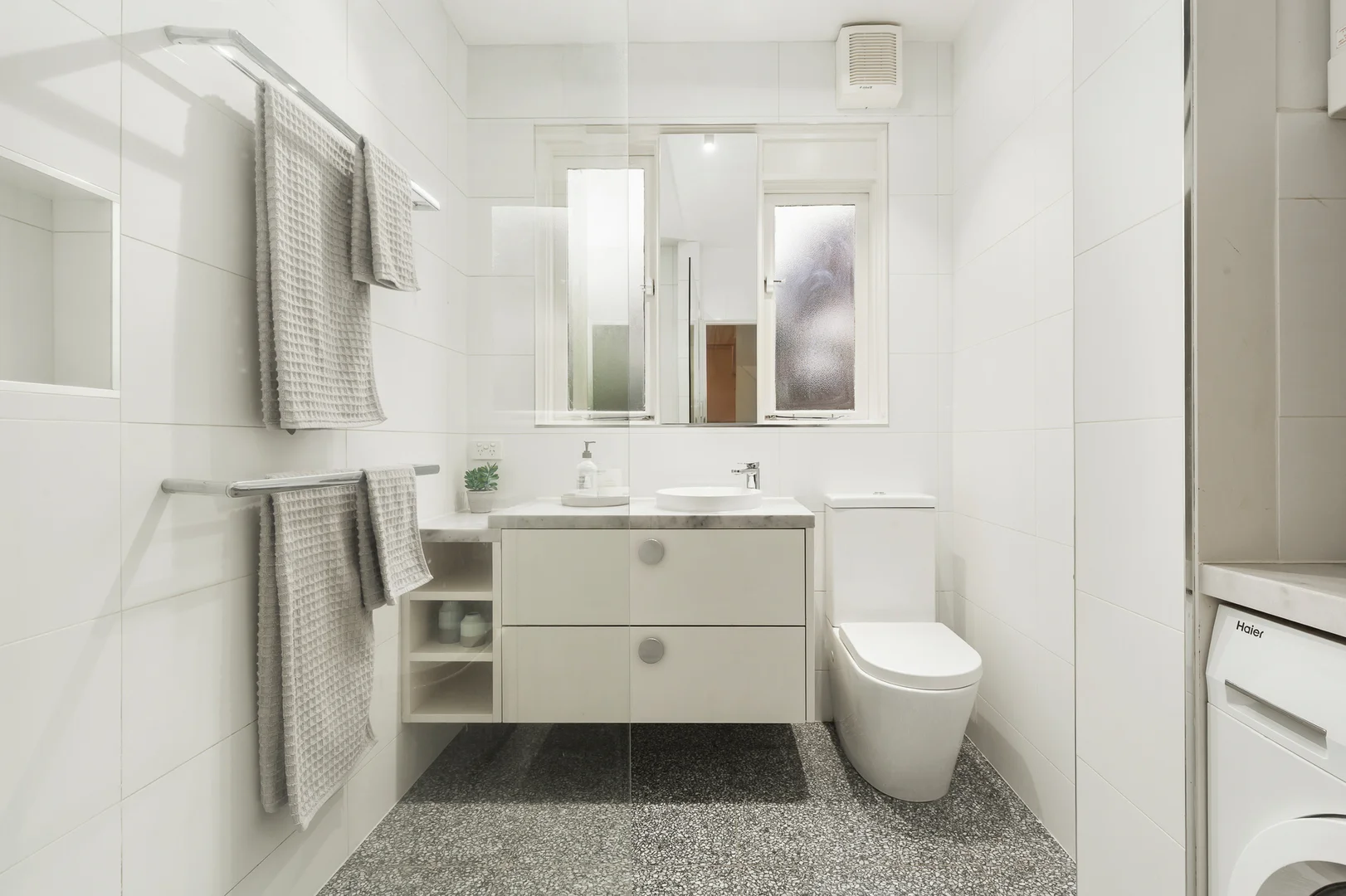Additional image 8 of 2/199 Brighton Road, Elwood VIC 3184