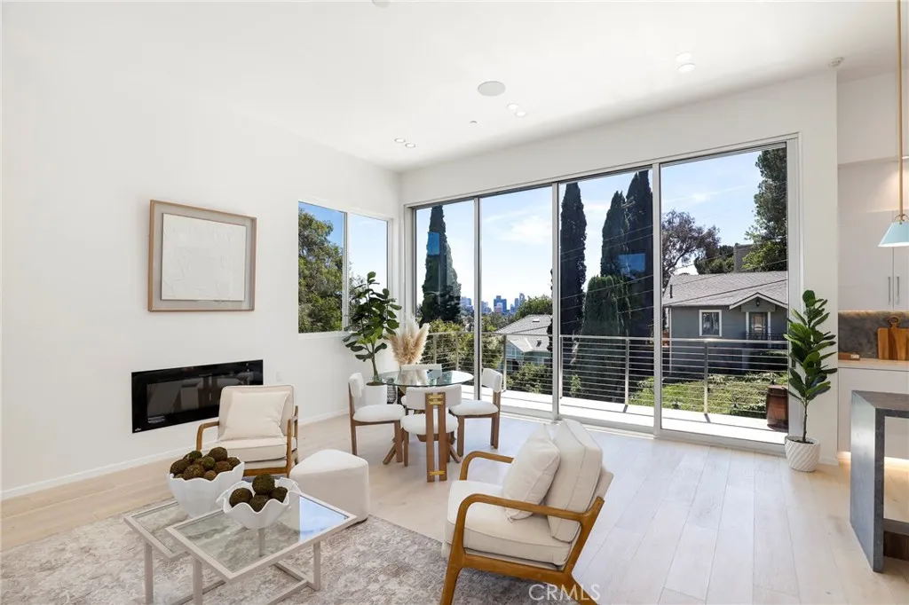 Additional image 5 of 2309 Cove Avenue, Los Angeles, CA 90039