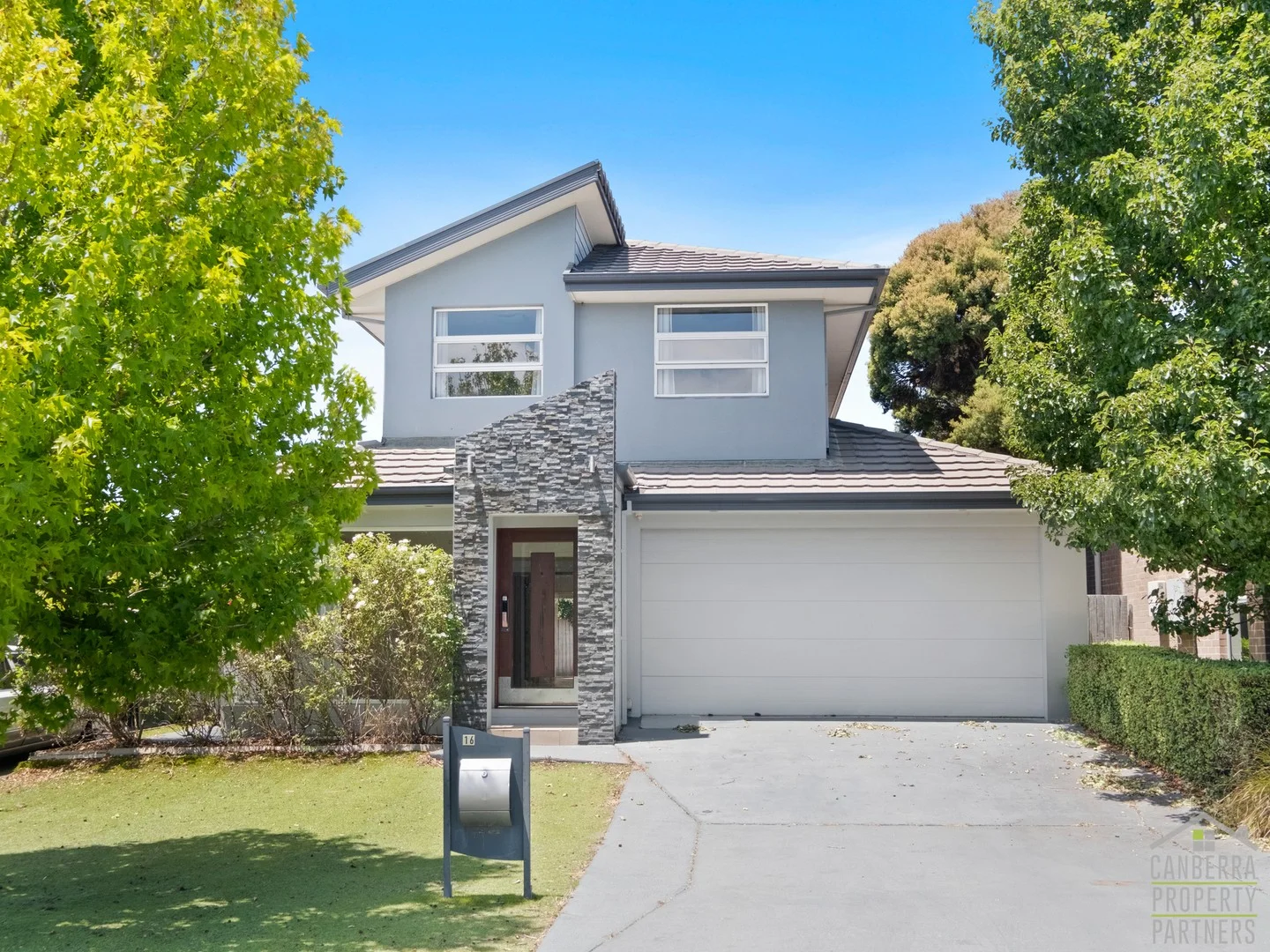 16 Ballantyne Crescent, Franklin ACT 2913