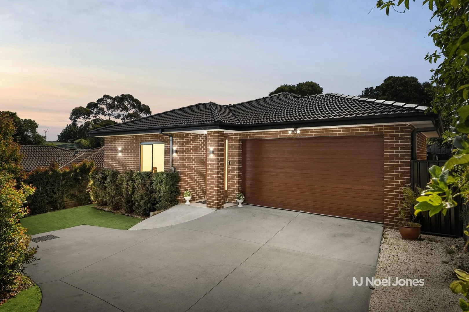 2/5 Hilda Avenue, Boronia VIC 3155