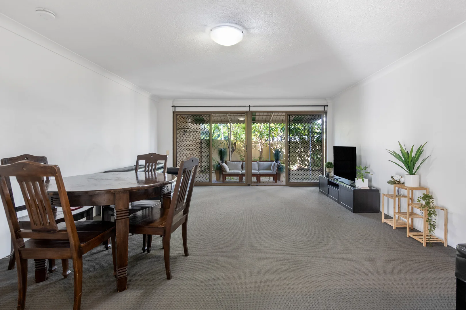 Additional image 3 of 3/11 Hooker Boulevard, Broadbeach Waters QLD 4218