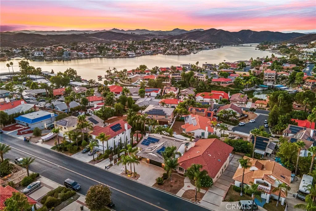 22616 Canyon Club Drive, Canyon Lake, CA 92587