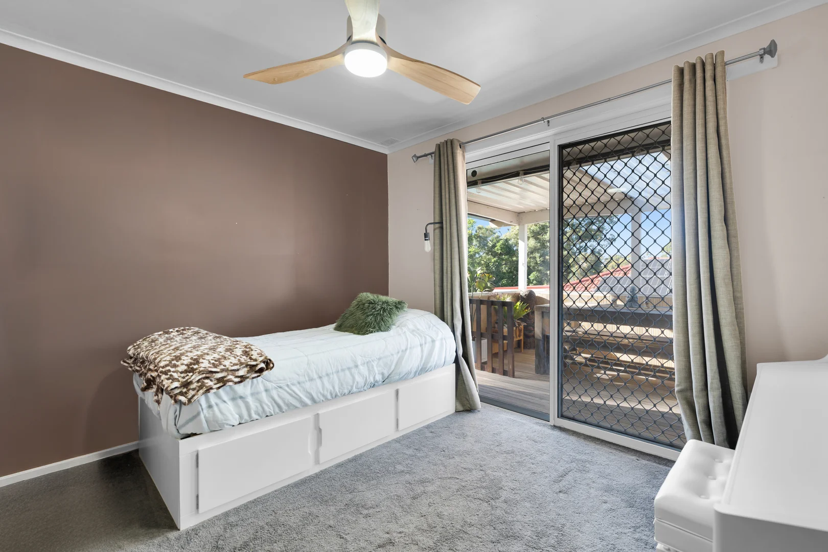 Additional image 7 of 18 Fluorite Place, Eagle Vale NSW 2558