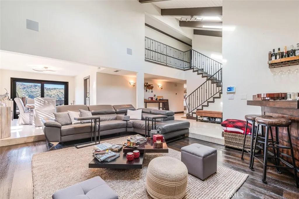 Additional image 8 of 76 Flintlock Ln, Bell Canyon, CA 91307
