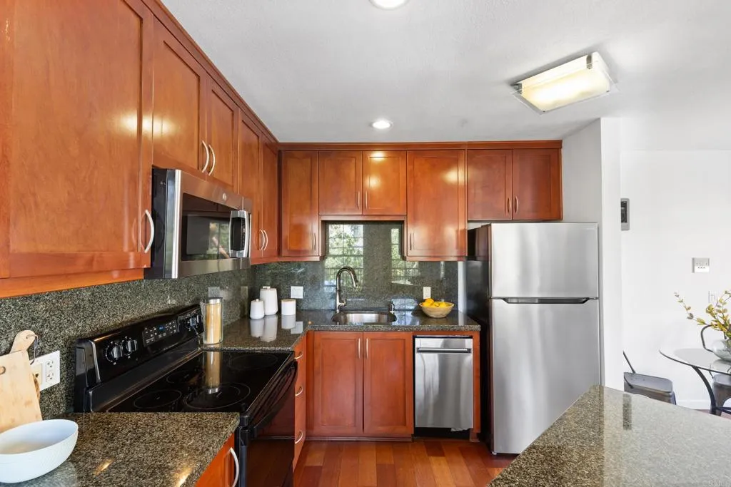 Additional image 40 of 727 Robinson Ave Unit C, San Diego, CA 92103