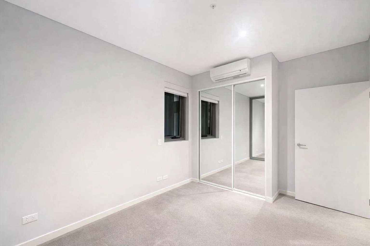 Additional image 4 of 915/3 Foreshore Place, Wentworth Point NSW 2127