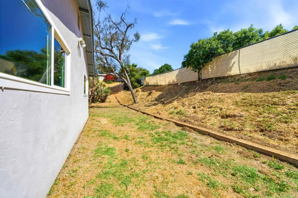 Additional image 46 of 1835 Debra Lane, Vista, CA 92084