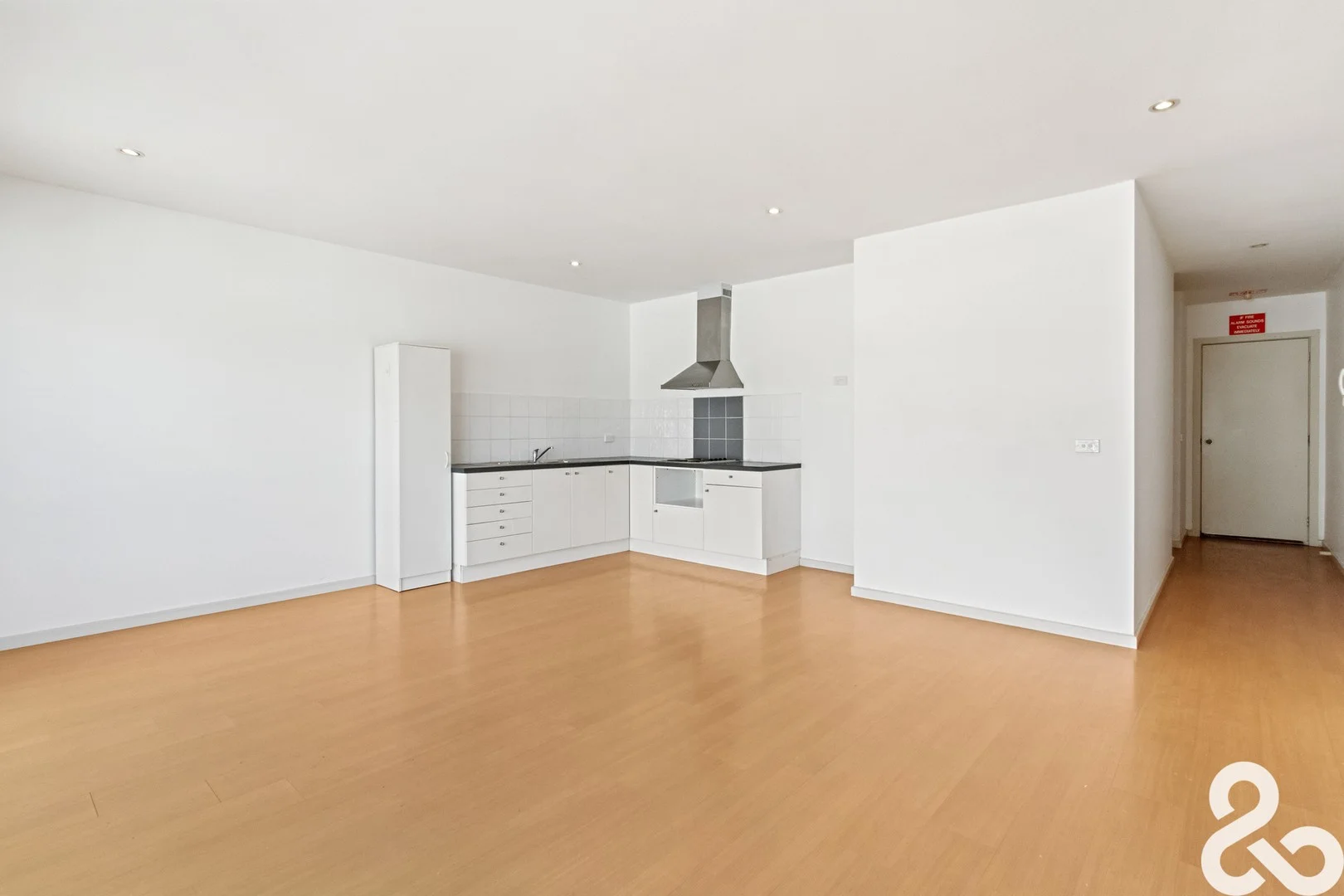 2/949 Plenty Road, Kingsbury VIC 3083 photo 4