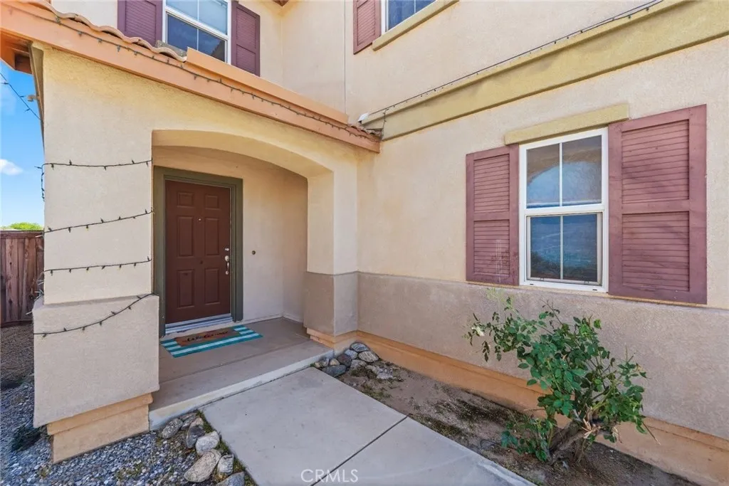 13017 Cerritos Court, Hesperia, CA 92344