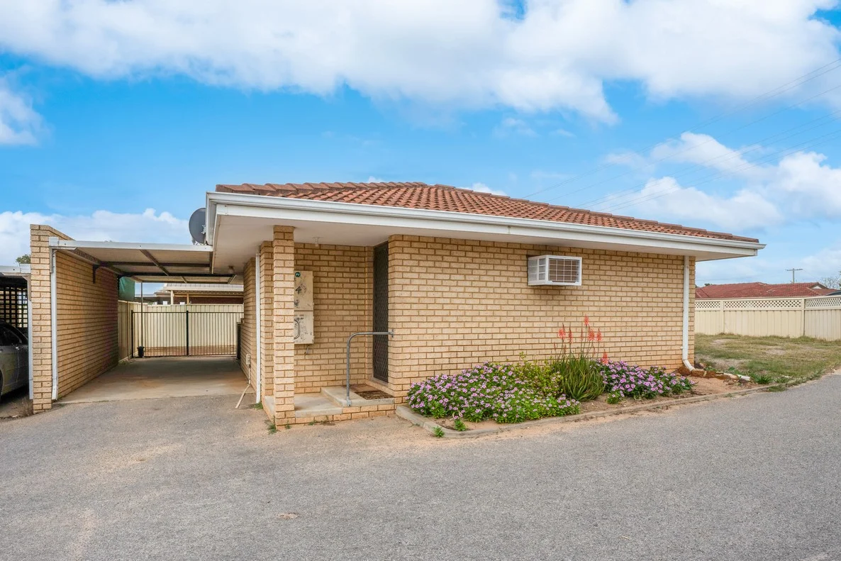 4/39 Assen Street, Utakarra WA 6530