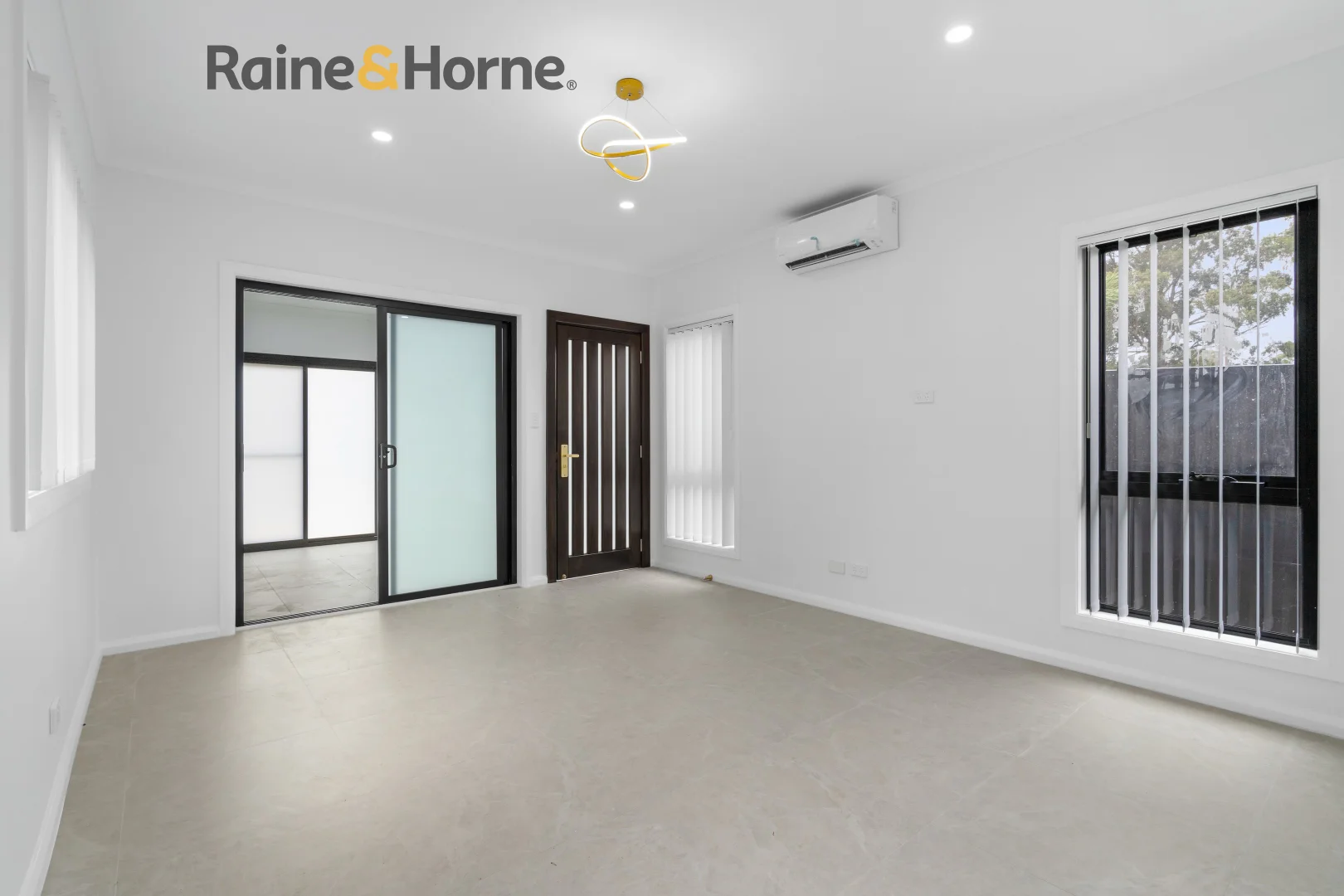 Additional image 3 of 4A Thomas Avenue, Lurnea NSW 2170