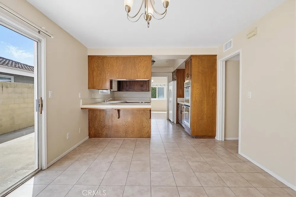 Additional image 104 of 3531 Julian Avenue, Long Beach, CA 90808