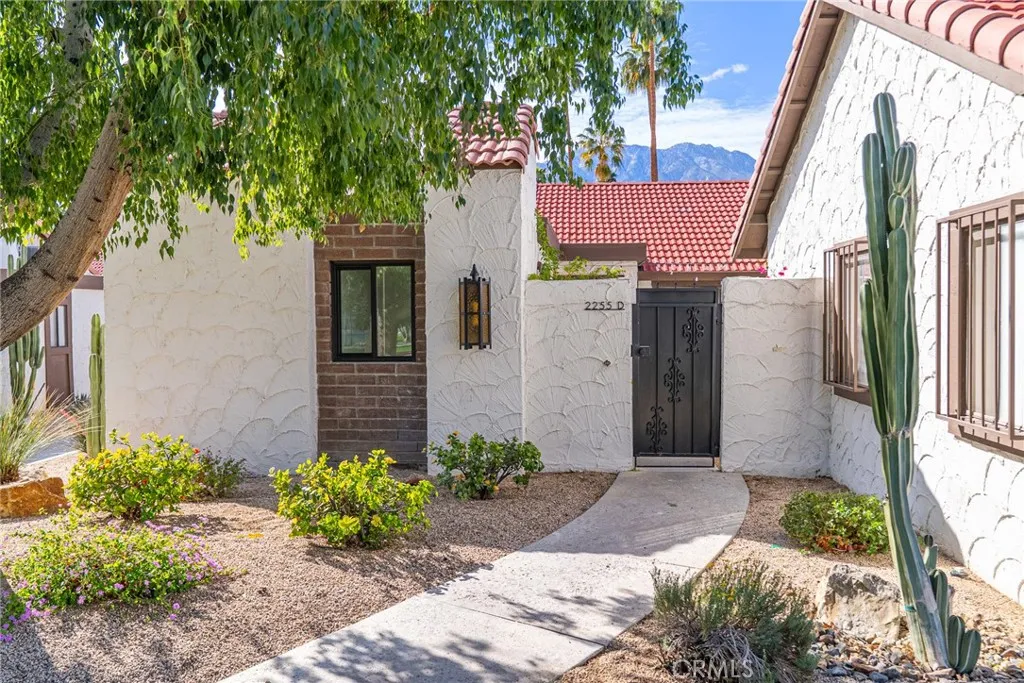 Additional image 3 of 2255 Miramonte W Unit D, Palm Springs, CA 92264