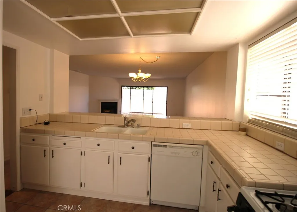 Additional image 6 of 9906 Owensmouth Ave Unit 12, Chatsworth, CA 91311