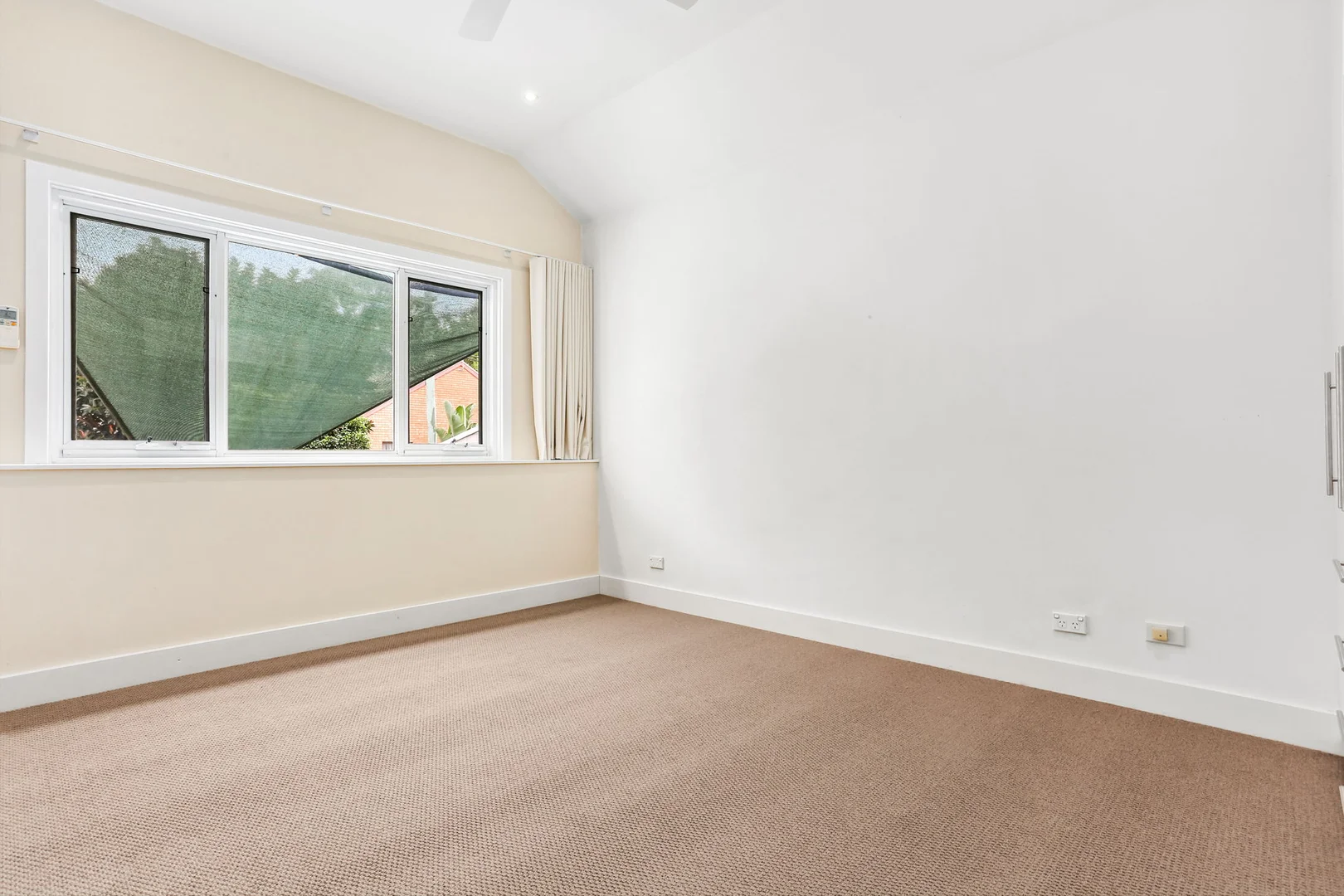 Additional image 3 of 256 Henderson Road, Alexandria NSW 2015