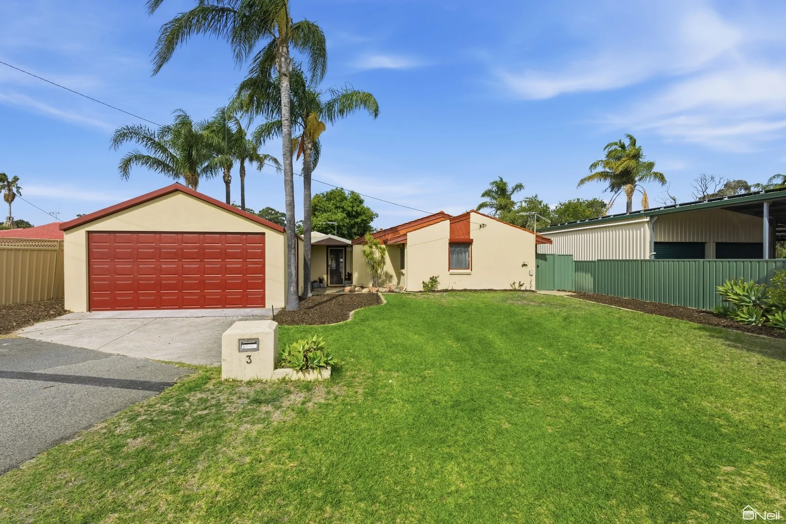 3 Midhurst Street, Camillo WA 6111