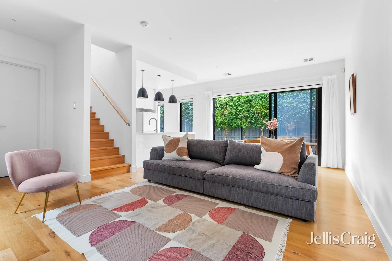 Additional image 2 of 2/43 Wards Grove, Bentleigh East VIC 3165