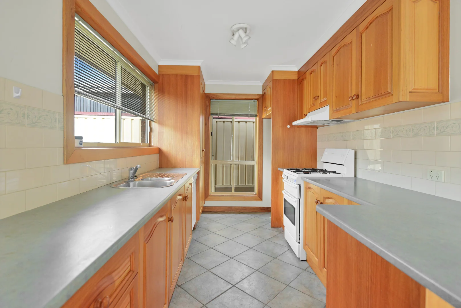 Additional image 2 of unit 2/20 Mark St, Mount Gambier SA 5290