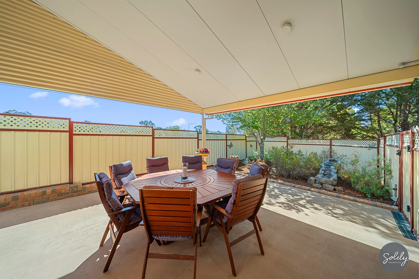 Additional image 14 of 2 Fingleton Crescent, Gordon ACT 2906